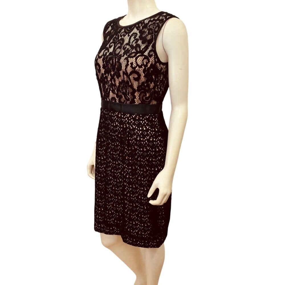 BETSY & ADAM SLEEVELESS LACE SHEATH DRESS SIDE 12‎
